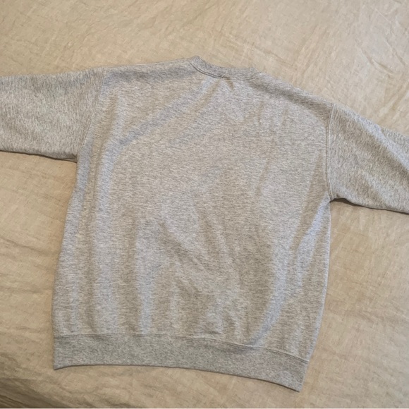 Local Montreal brand graphic crew neck sweatshirt - medium - Picture 7 of 9